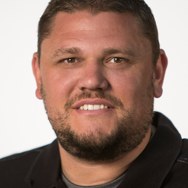 Erik Kuna, rocket launch photographer and educator