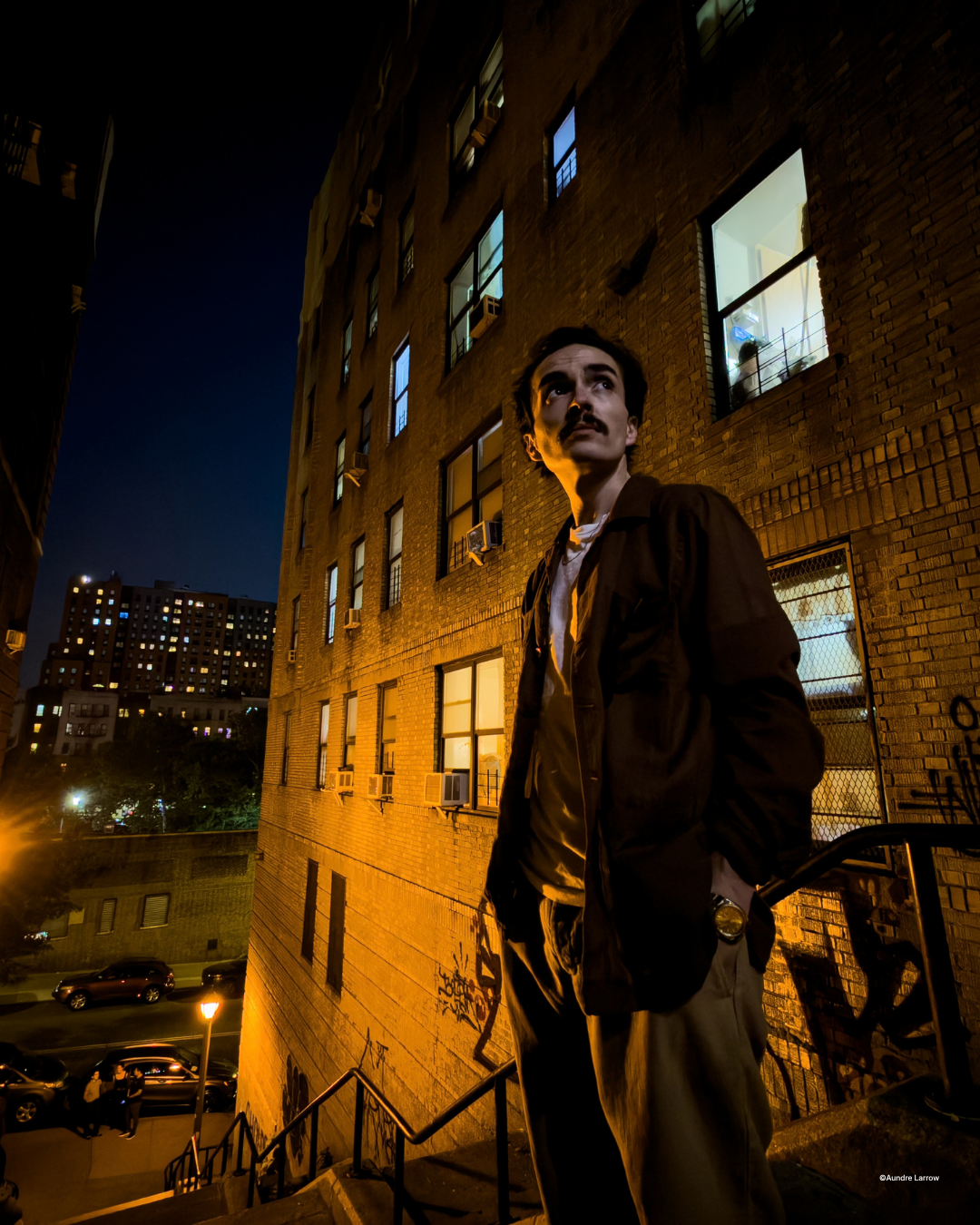 A behind-the-scenes still from Aundre Larrow's course